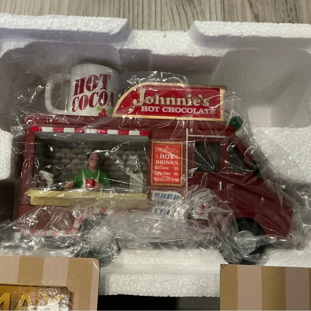 Lemax Johnnie's Hot Chocolate Truck Figurine